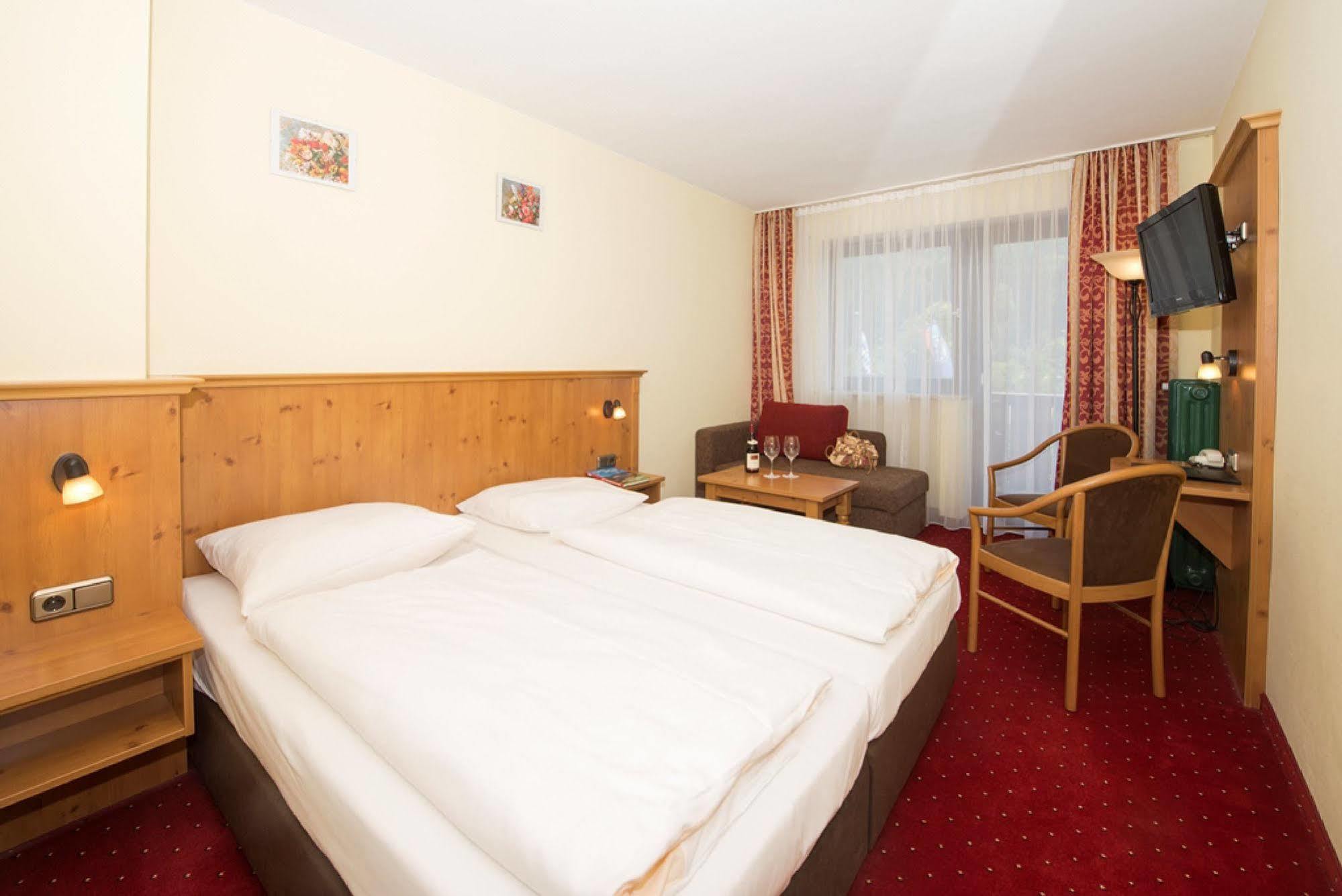 Alpen-Hotel Seimler เบิร์ชเทสกาเดน ภายนอก รูปภาพ